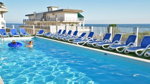 jesolo-hotel-3-stars-swimmingpool